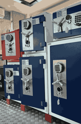 Burglary Safe vs. Fire Safe: What’s the Difference?